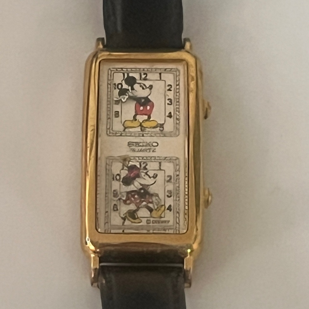 Rare Seiko Disney Mickey and Minnie Mouse Double Dial Dual Face Quartz Watch